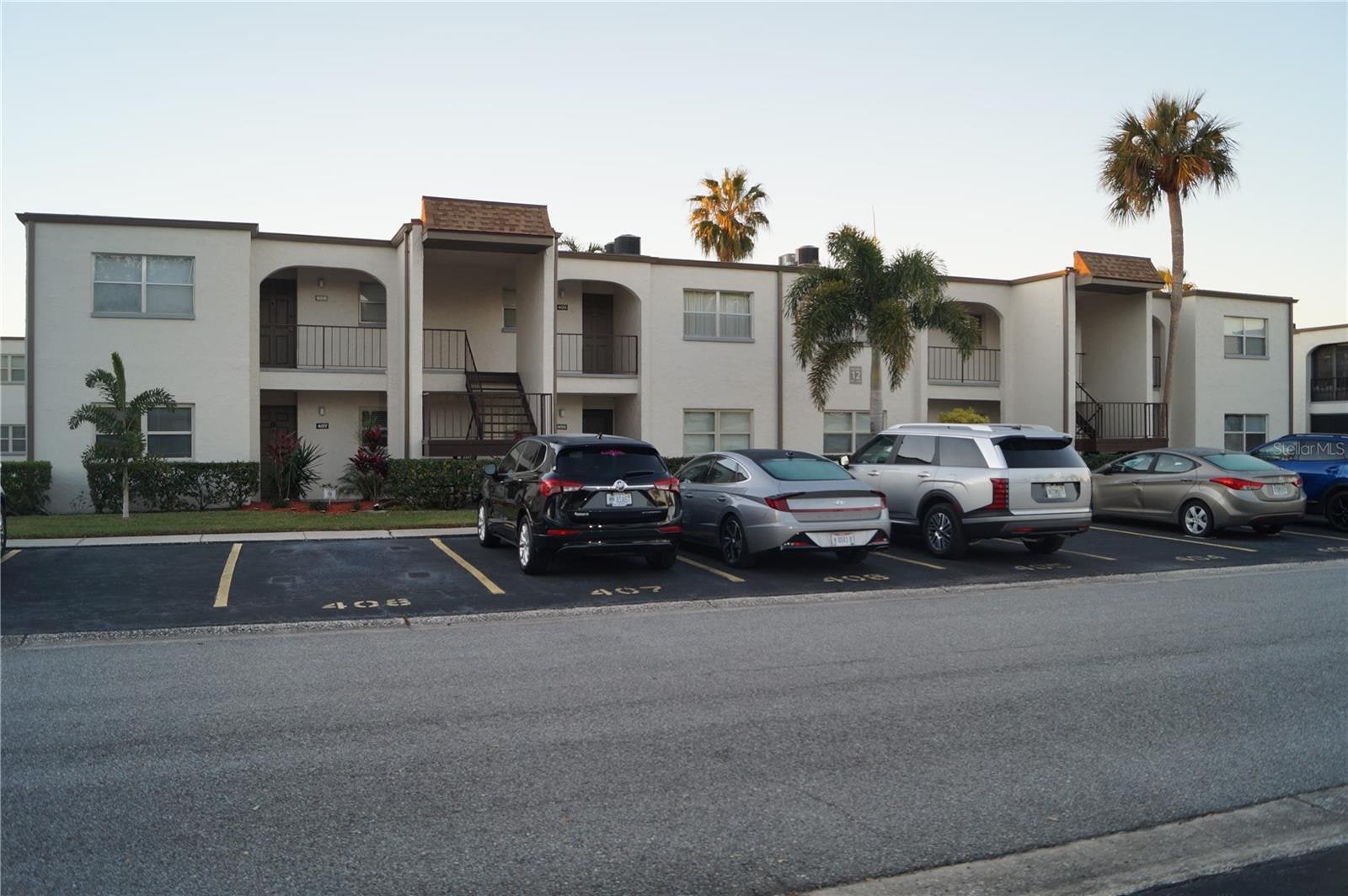7701 Starkey Rd #408 photo 1