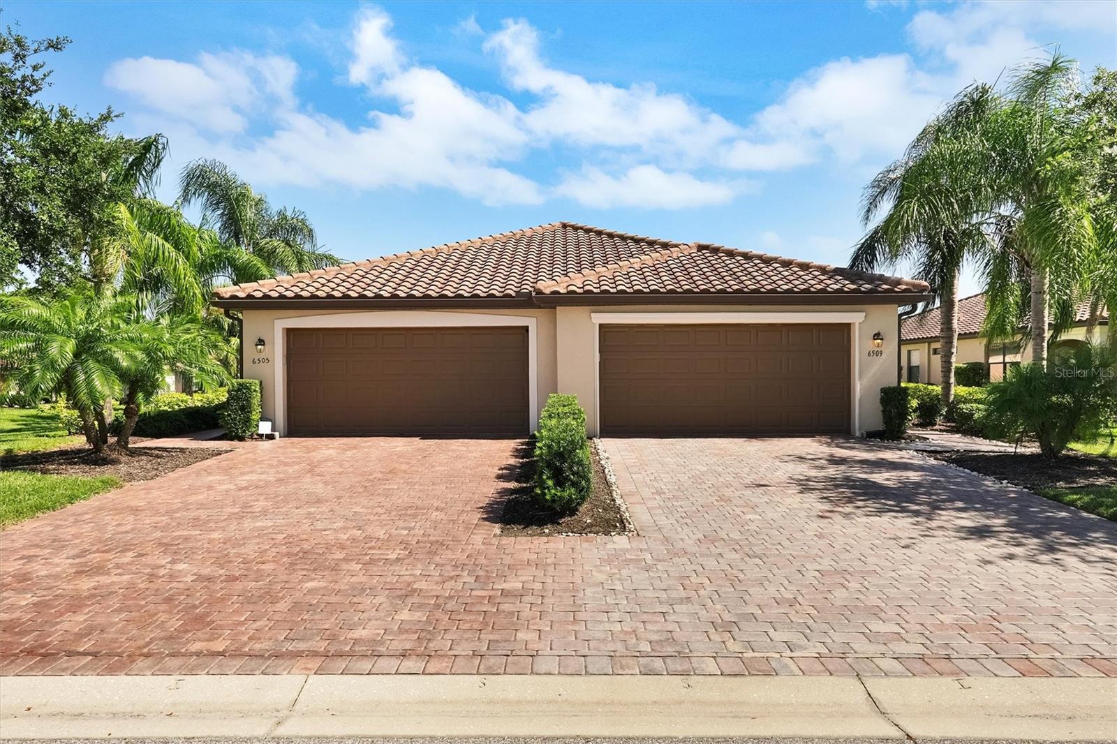 6509 Candlestick Dr photo 1