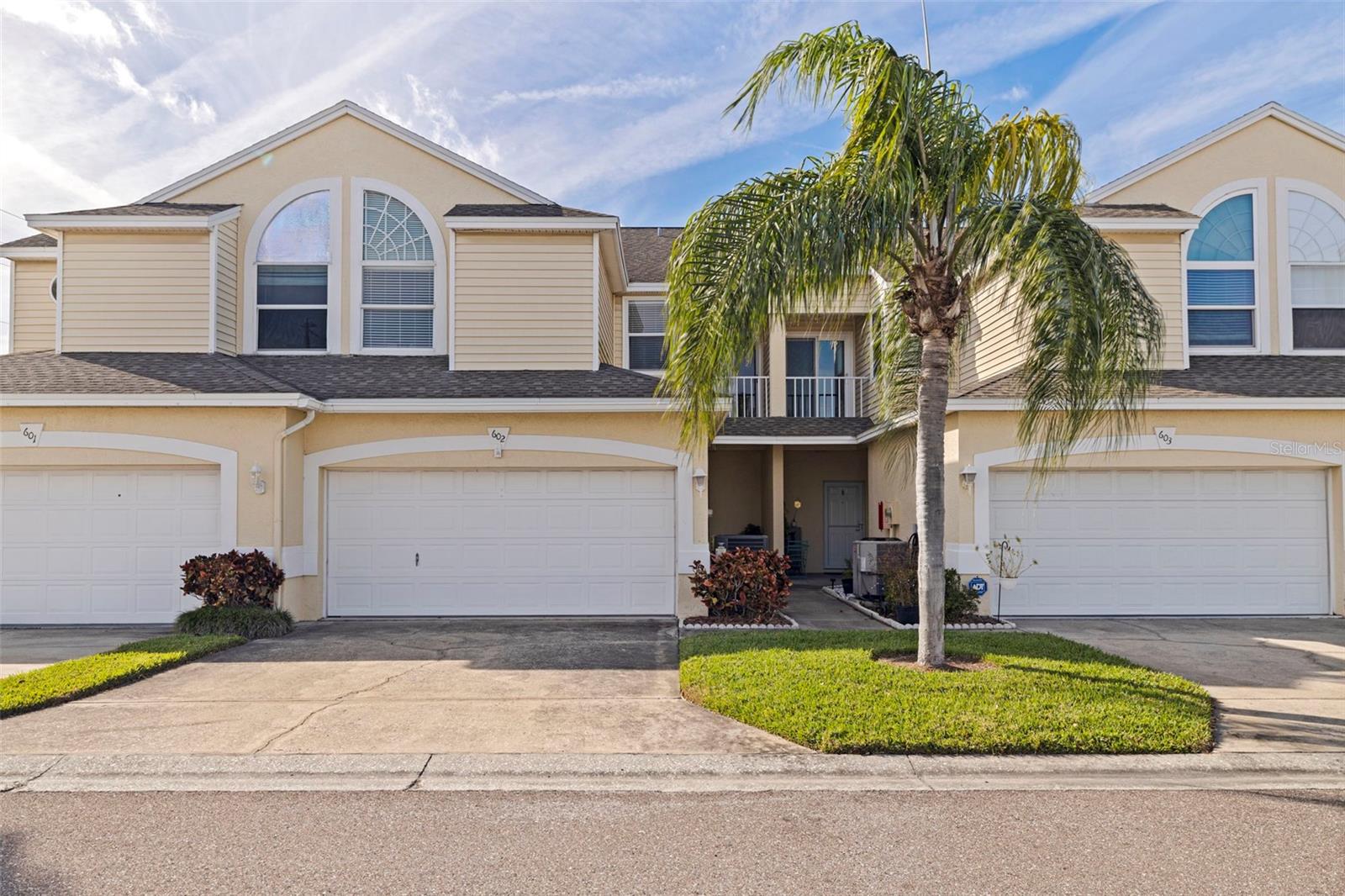 1050 Starkey Rd #602 photo 1