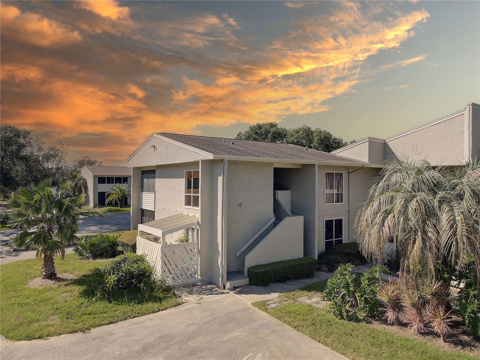 428 Windrush Bay Dr photo 1