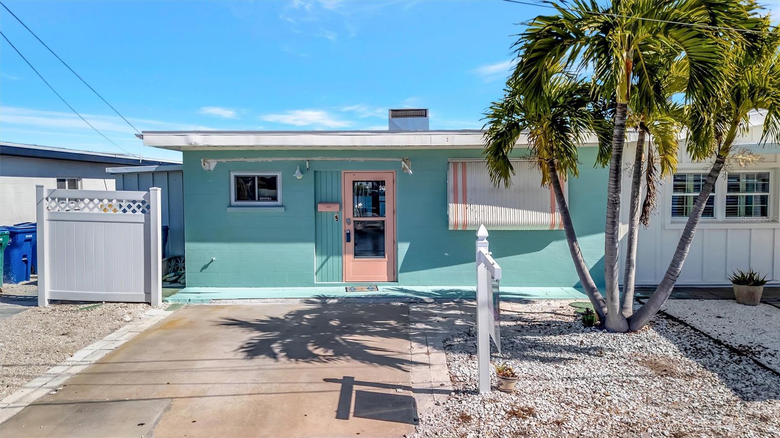 23 Seaside CT photo 1
