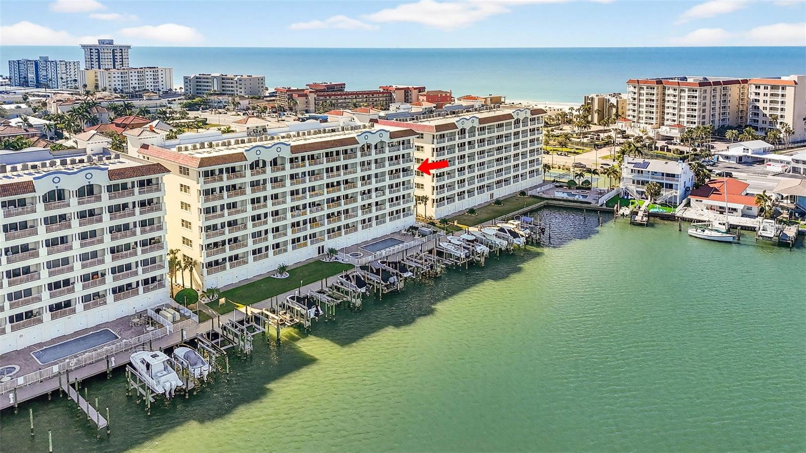 17717 Gulf Blvd #401 photo 1