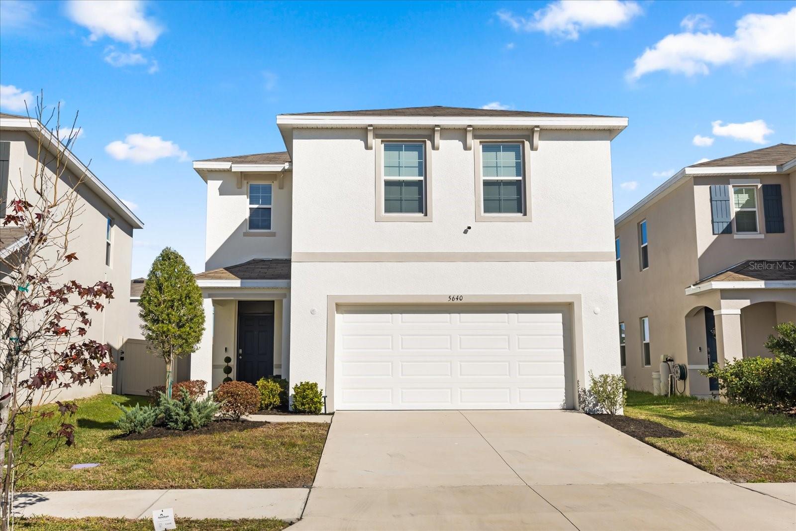 5640 Wandering Willow Dr photo 1