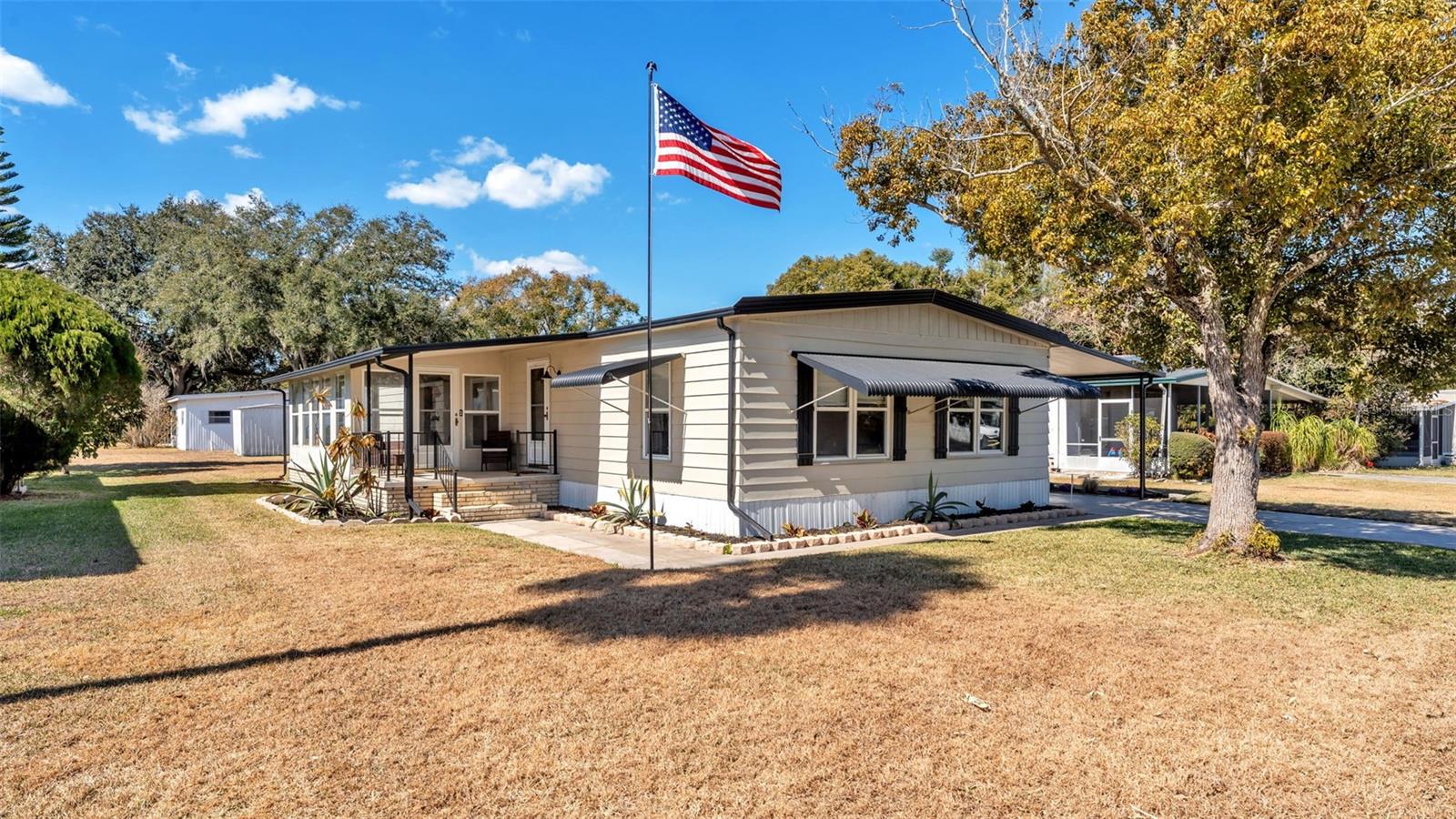 521 Oak Rdg E photo 1