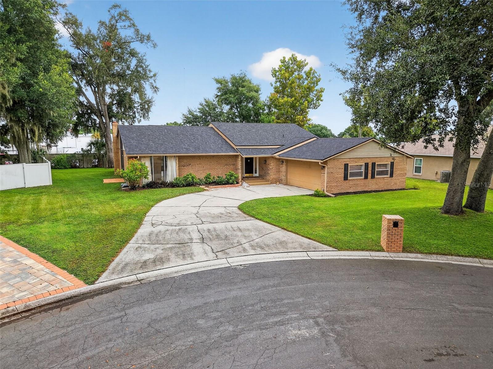 1524 New Jersey Oaks CT photo 1