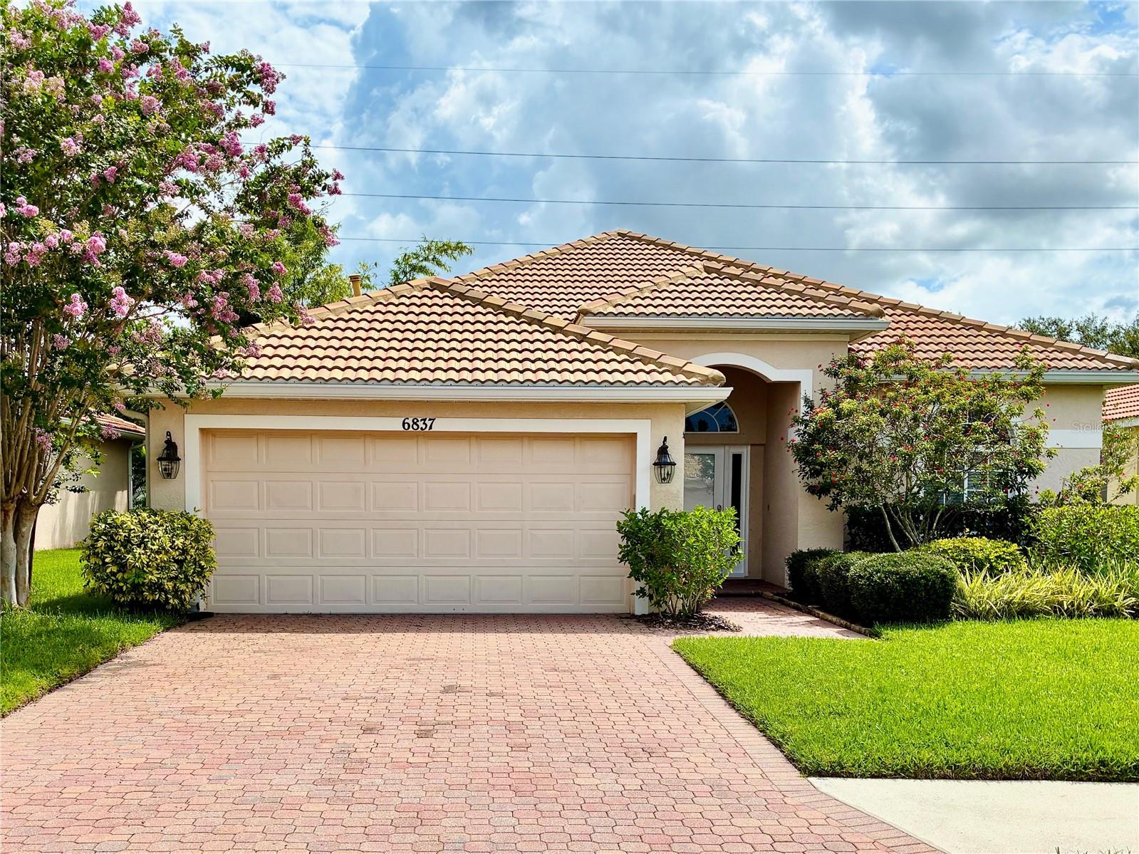 6837 74th Street Cir E photo 1