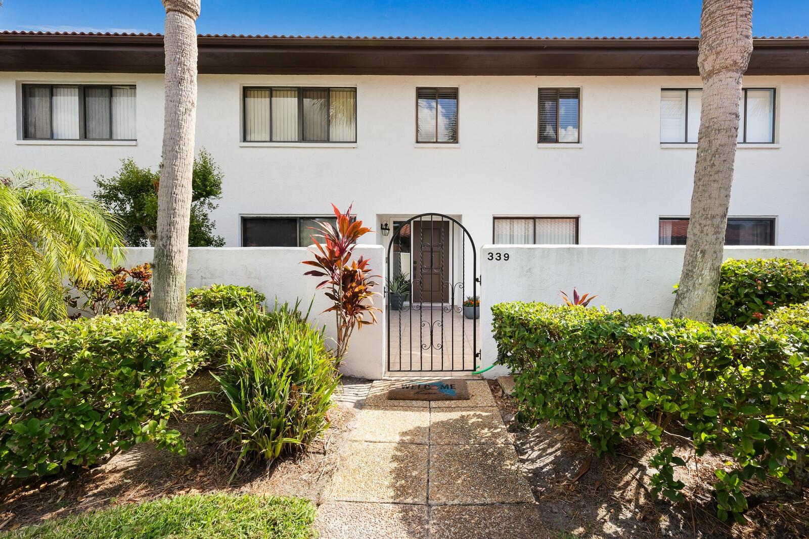 339 Barcelona Dr #339 photo 1