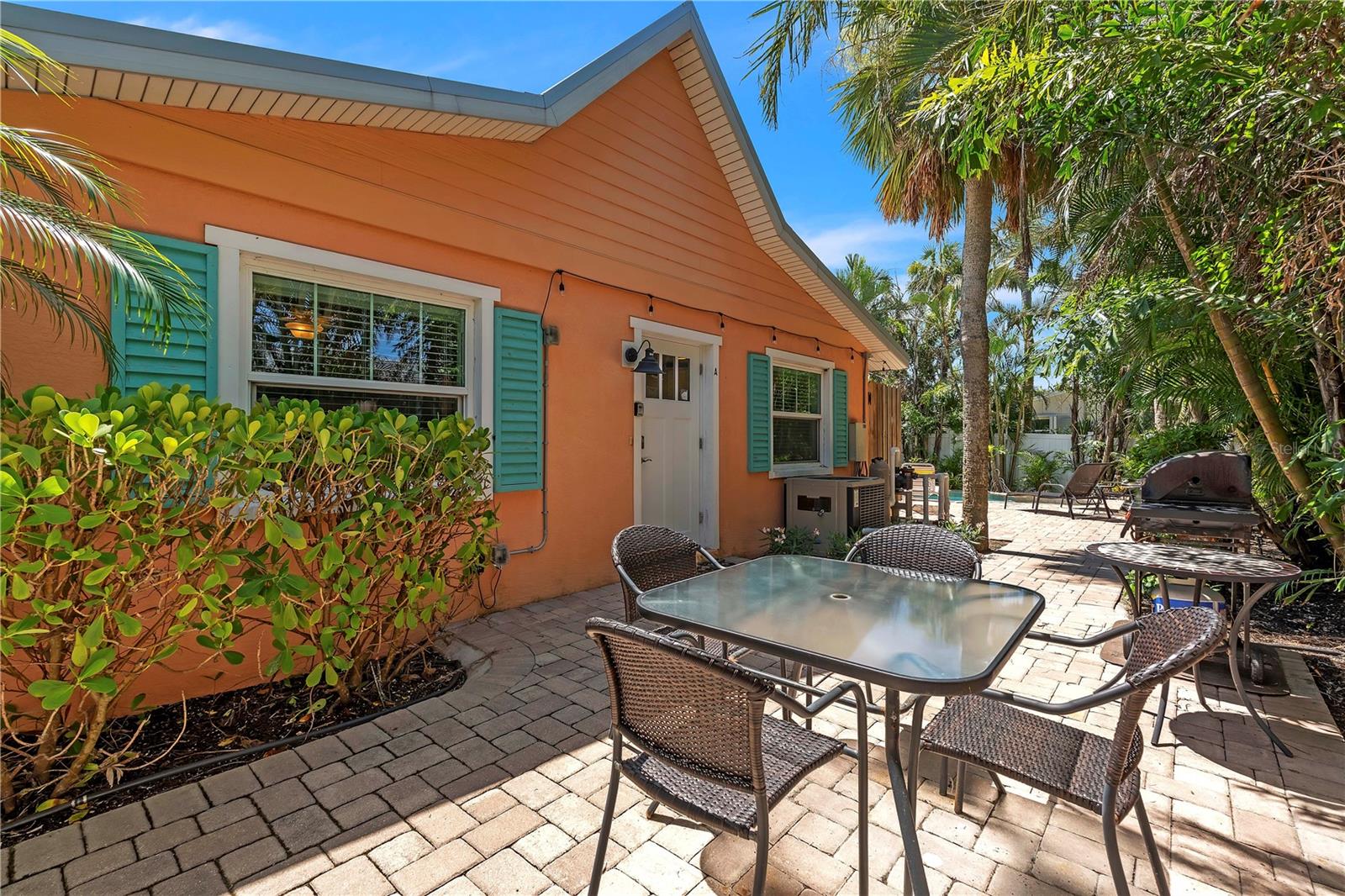 205 Peacock Ln #A photo 1
