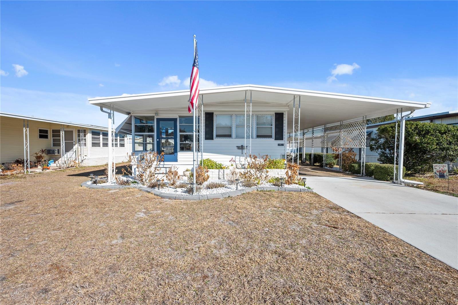 36821 Grace Ave photo 1