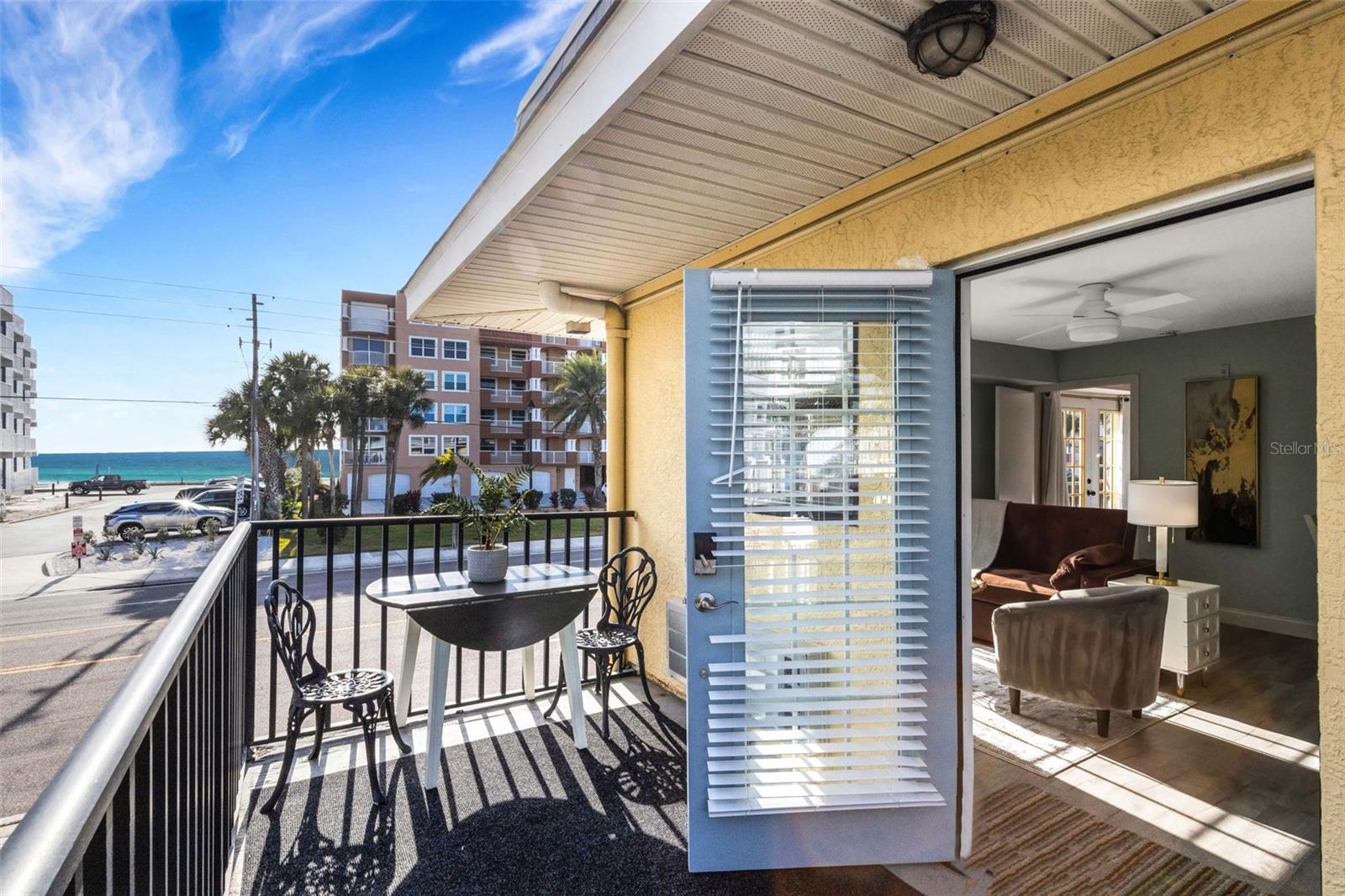 16333 Gulf Blvd #215 photo 1