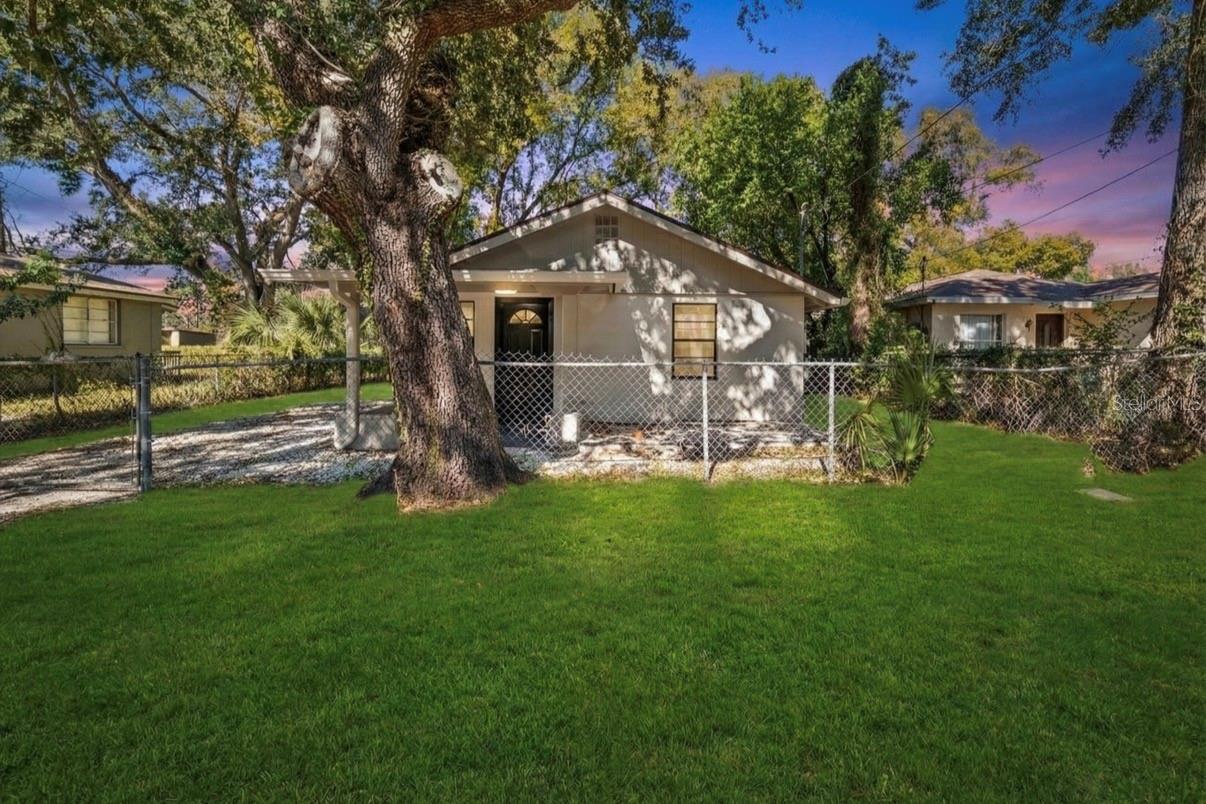 1804 E Palifox St photo 1