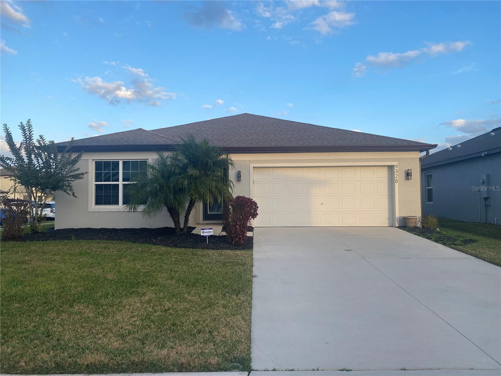 9328 Royal River Cir photo 1