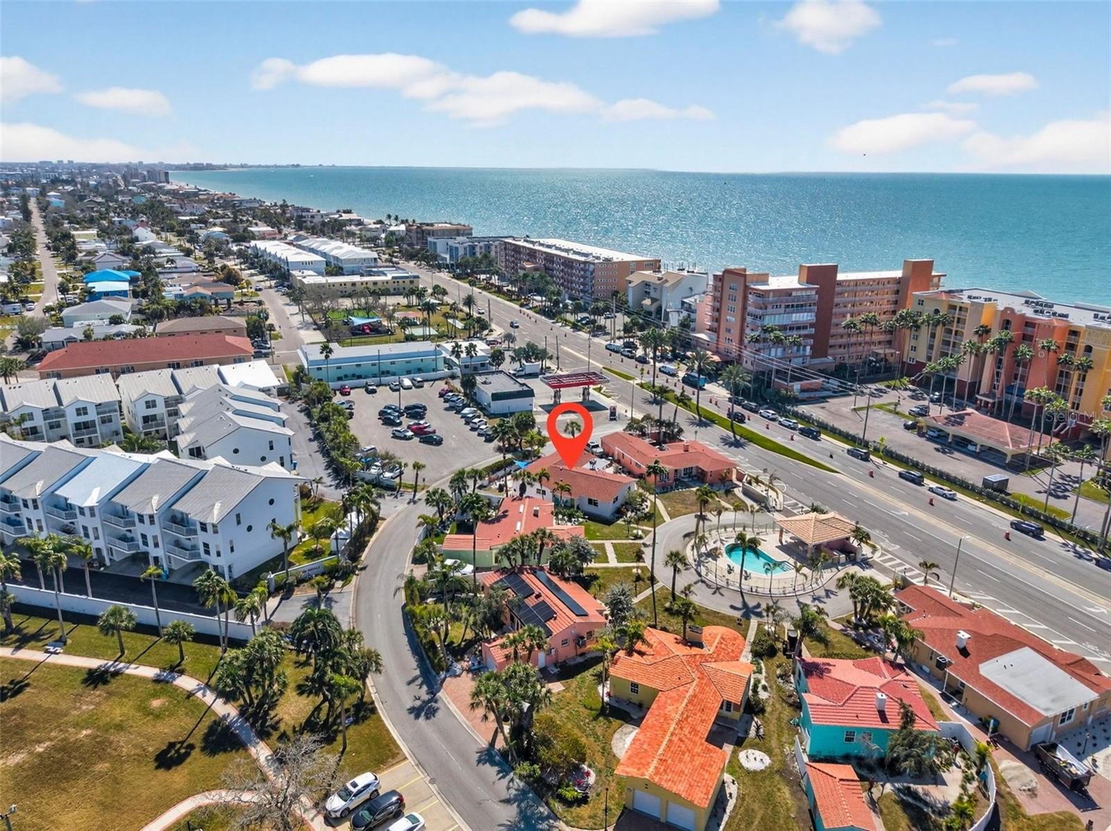 16611 Gulf Blvd photo 1