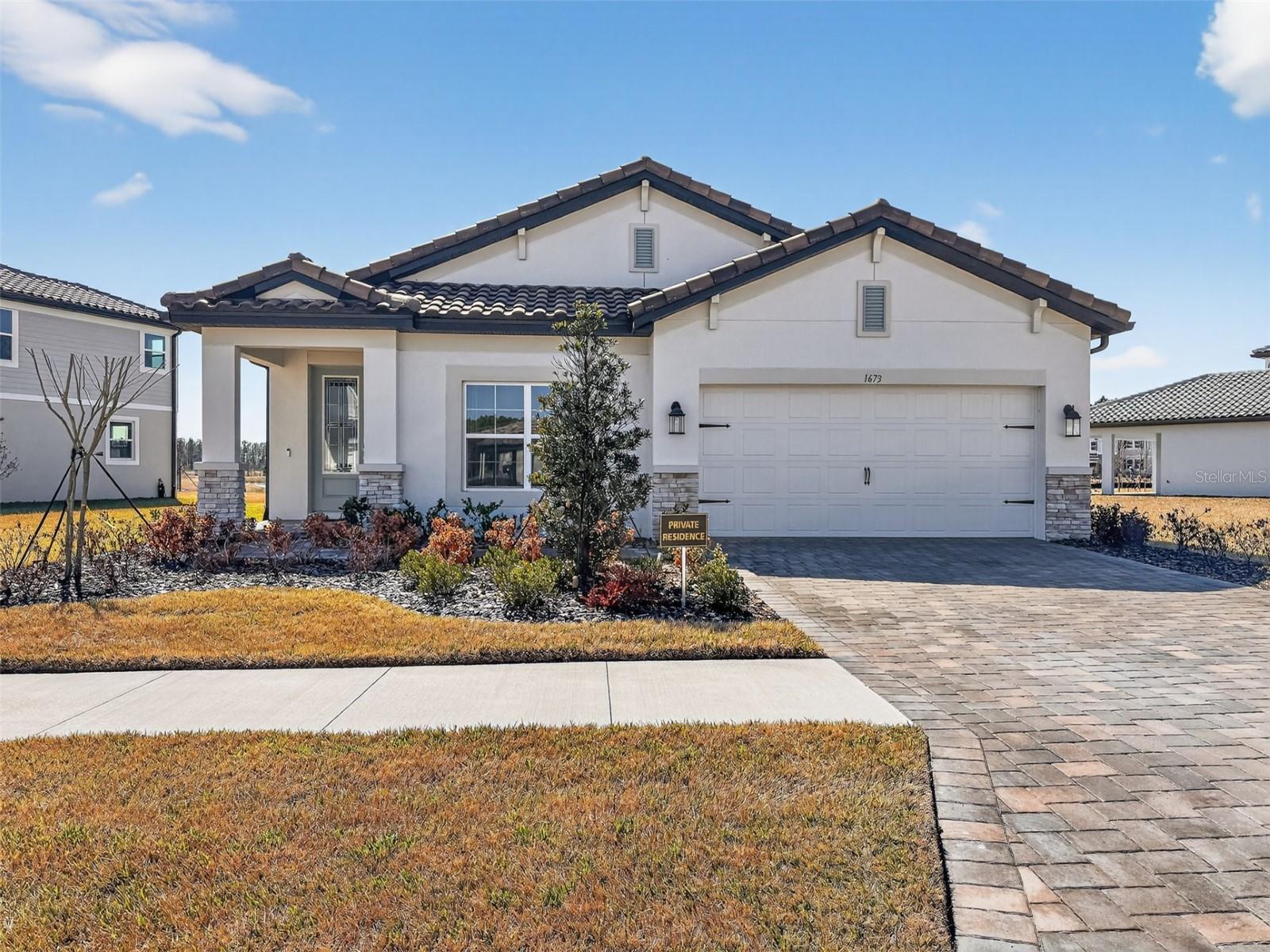1673 Suttonset Trl photo 1