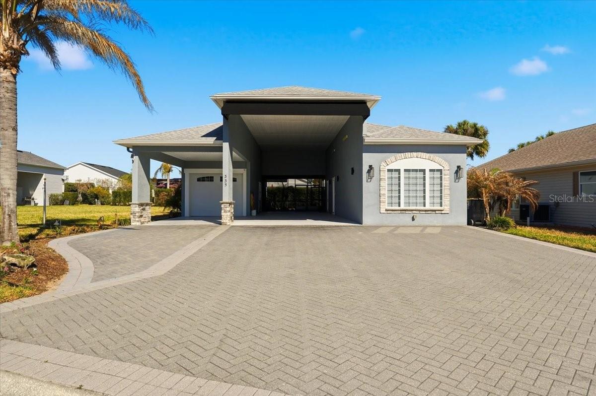 335 Travelers Dr photo 1