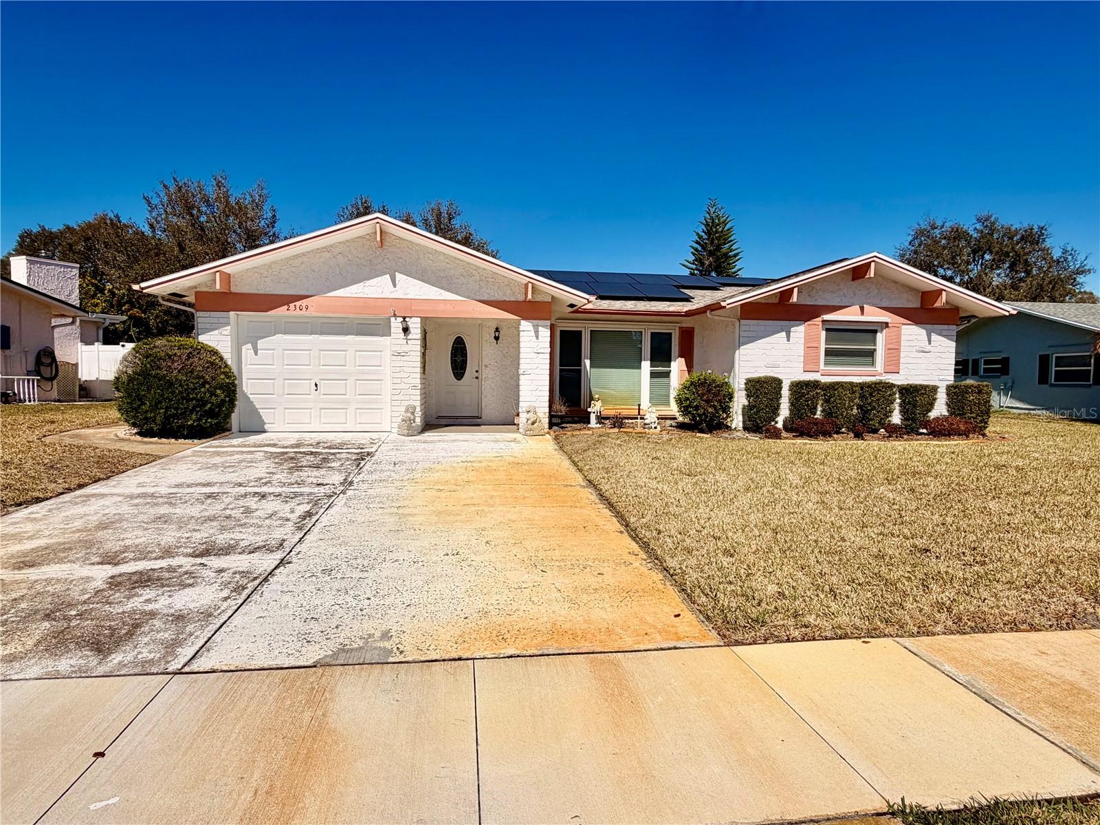 2309 Forecastle Dr photo 1