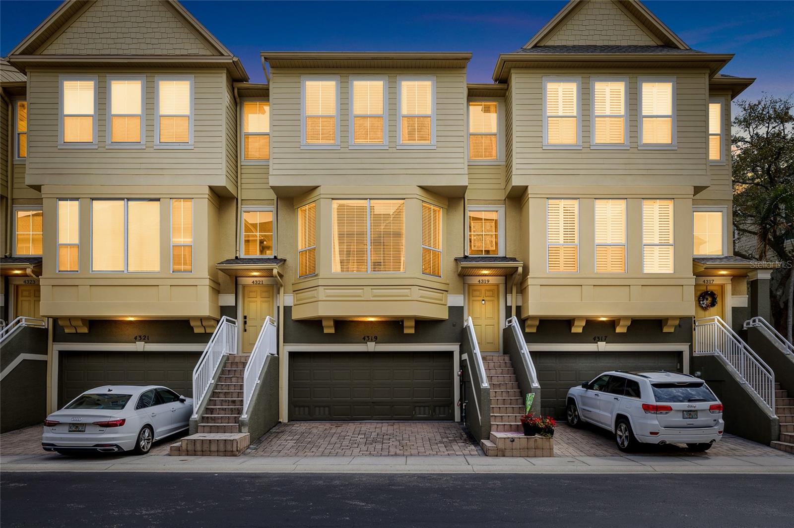 4319 Spinnaker Cove Ln photo 1