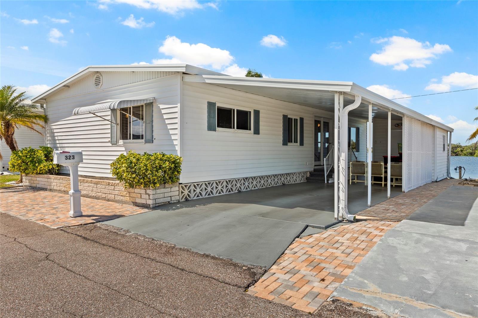 323 Terra Ceia Dr photo 1