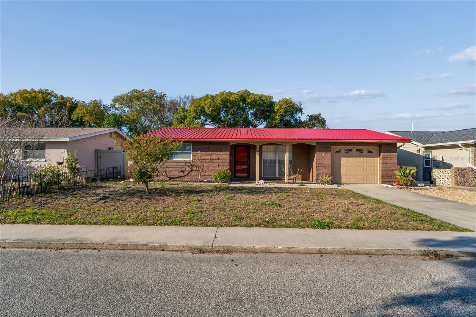 6805 Altavista St photo 1