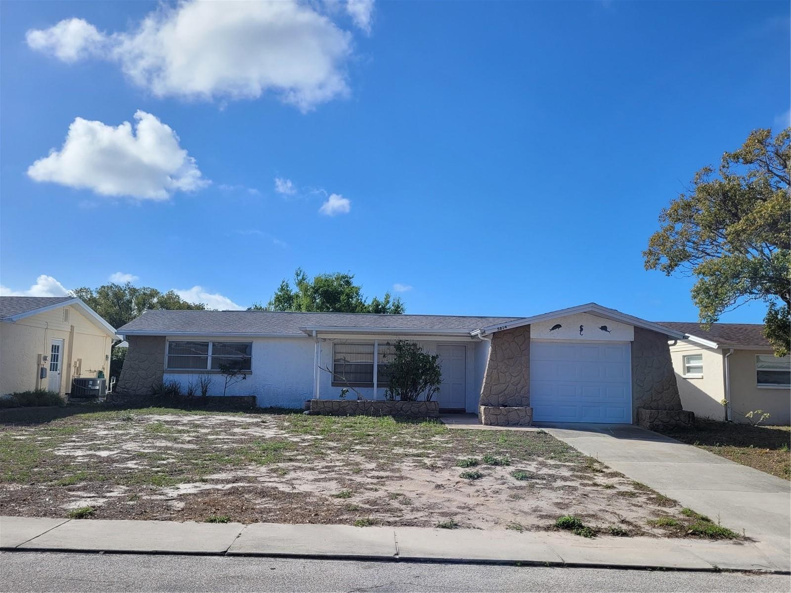 5814 Liddell Dr photo 1
