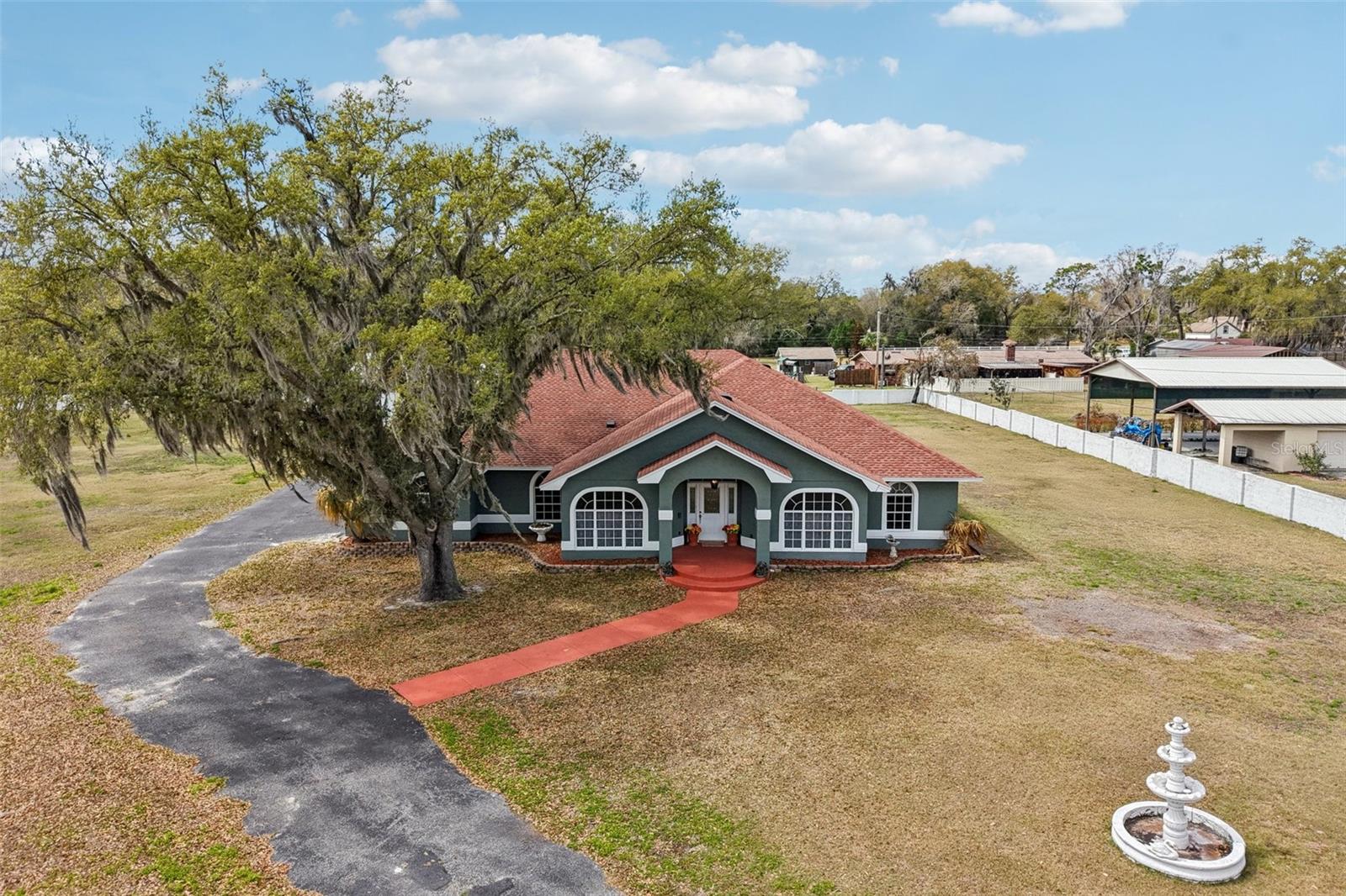 7026 Pinehaven Dr photo 1