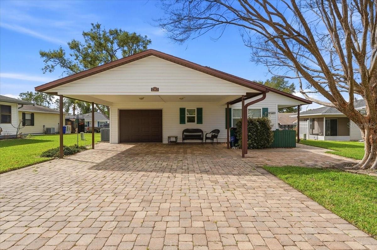 2363 Sea Island Cir S photo 1