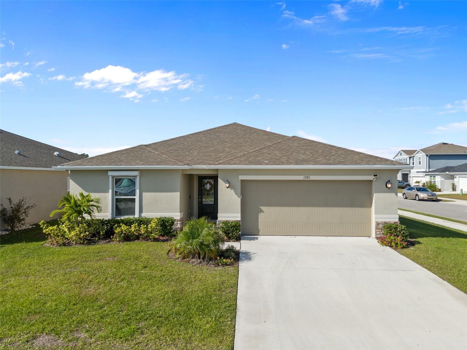 1591 Mattie Pointe Pl photo 1