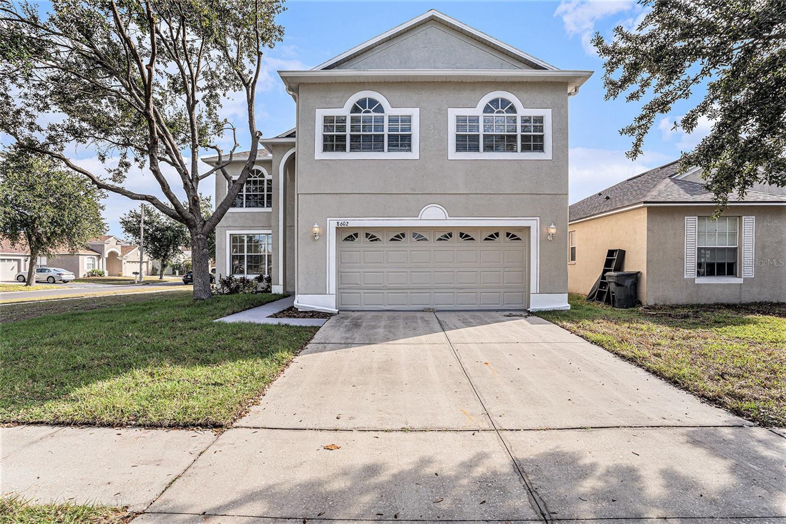 8602 Sandy Plains Dr photo 1