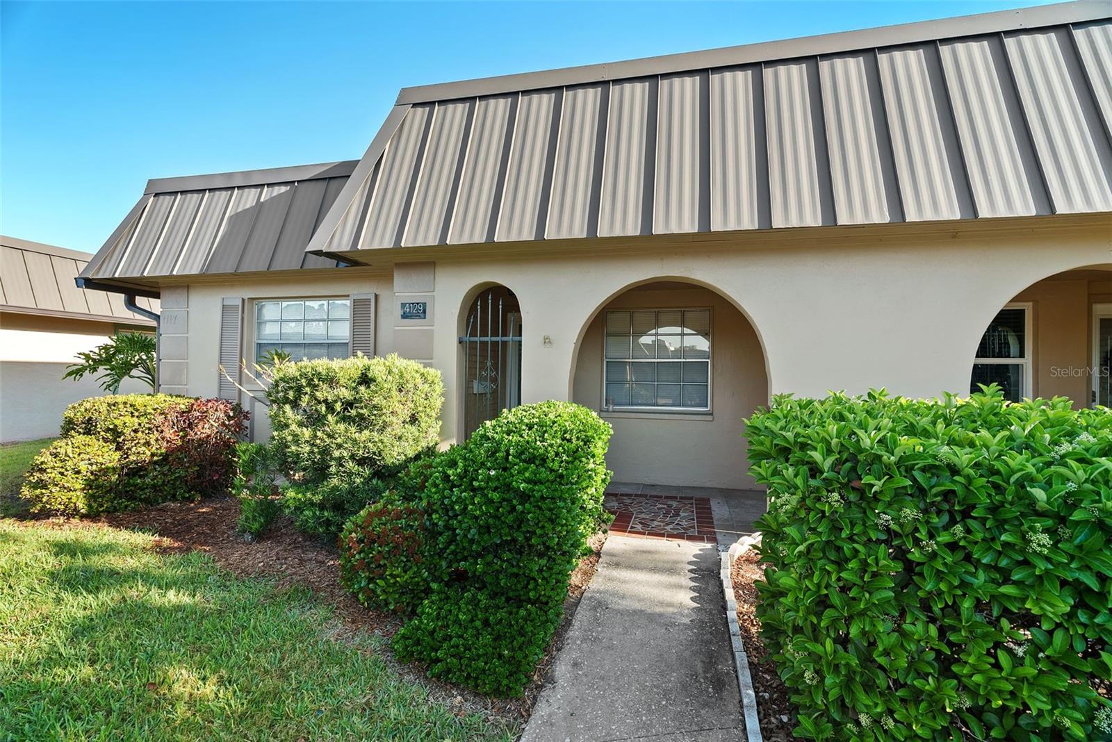 4129 Stratford Dr #4129 photo 1