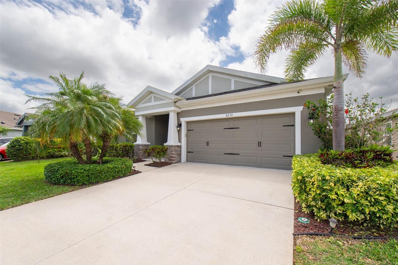 6210 Heirloom Pl photo 1