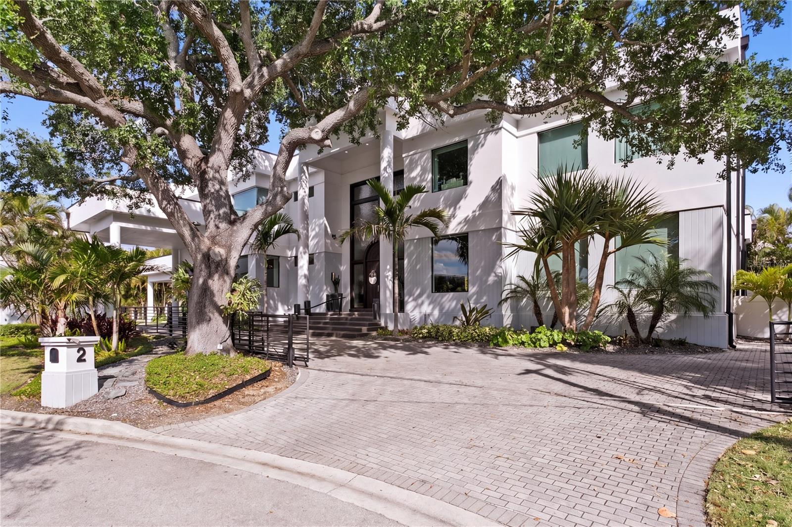 2 Sandpiper Rd