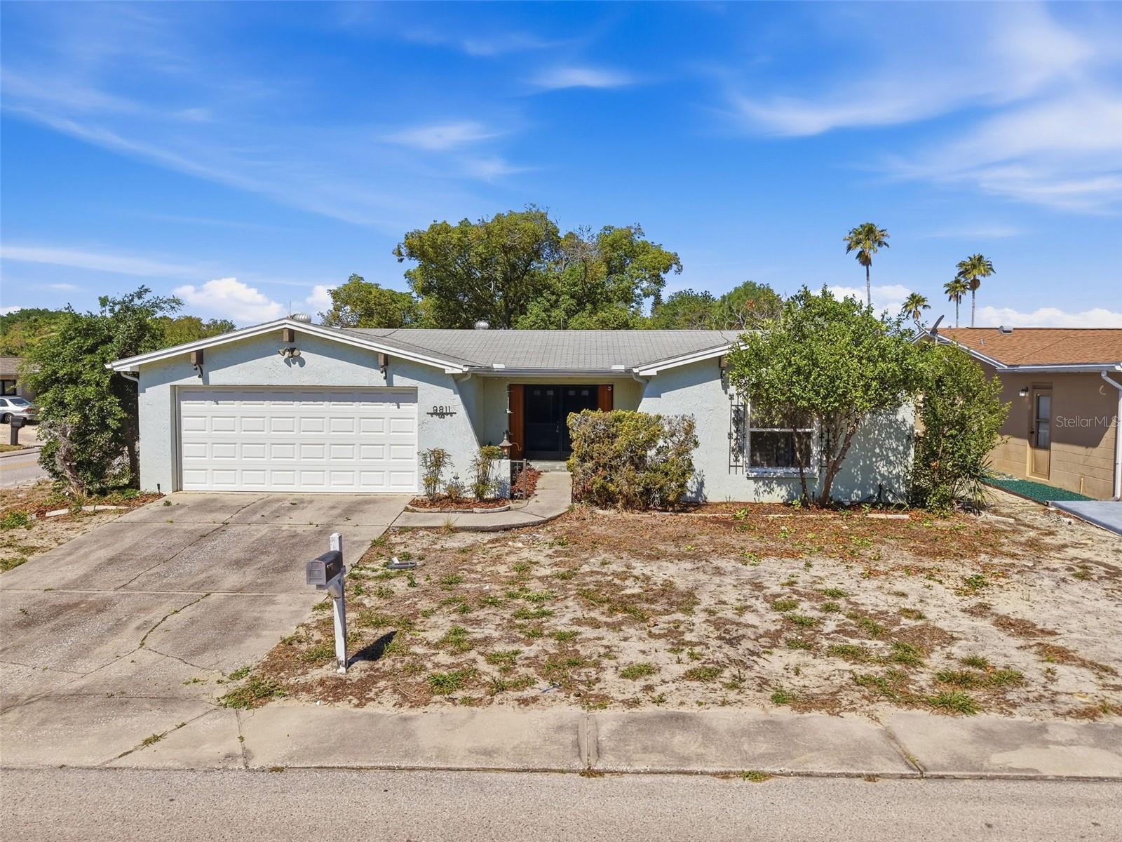 9811 Woodstock Ln photo 1