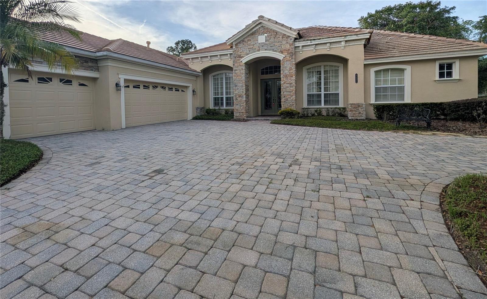 8492 Dunham Station Dr photo 1