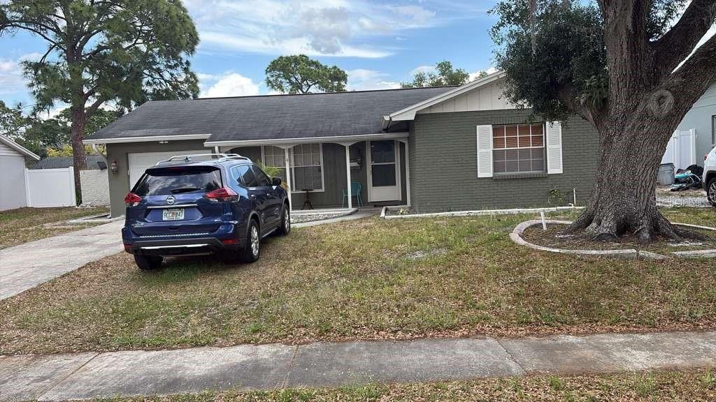 6609 Ambassador Dr photo 1