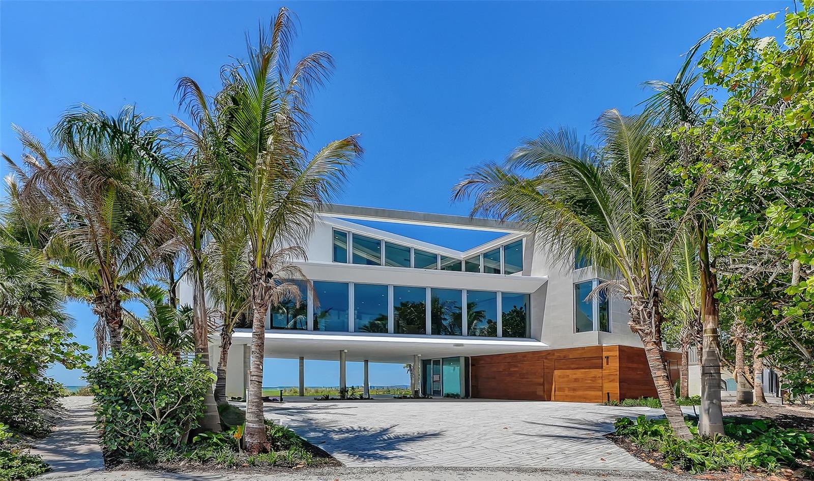 6603 Gulfside Rd photo 1
