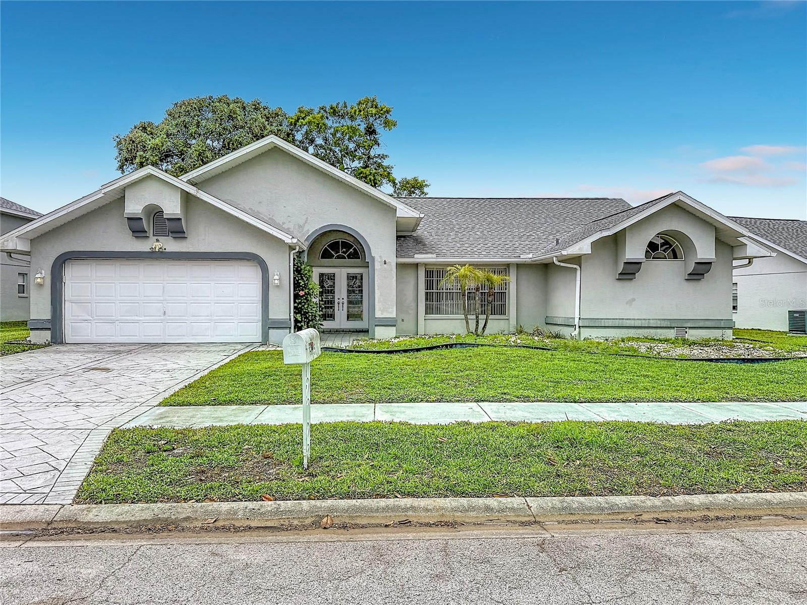 13625 Deventer CT photo 1
