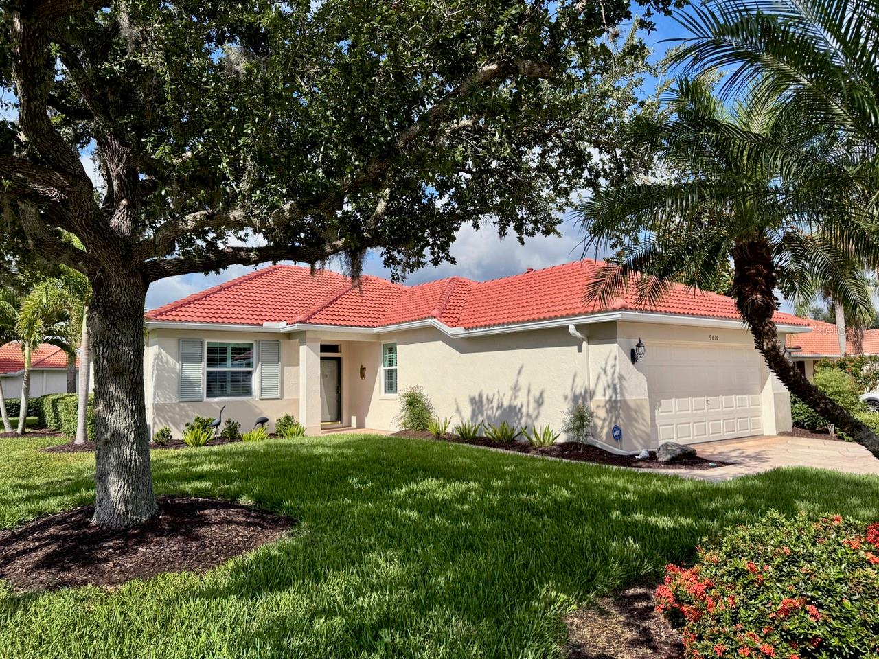 9616 Turning Leaf Ter photo 1