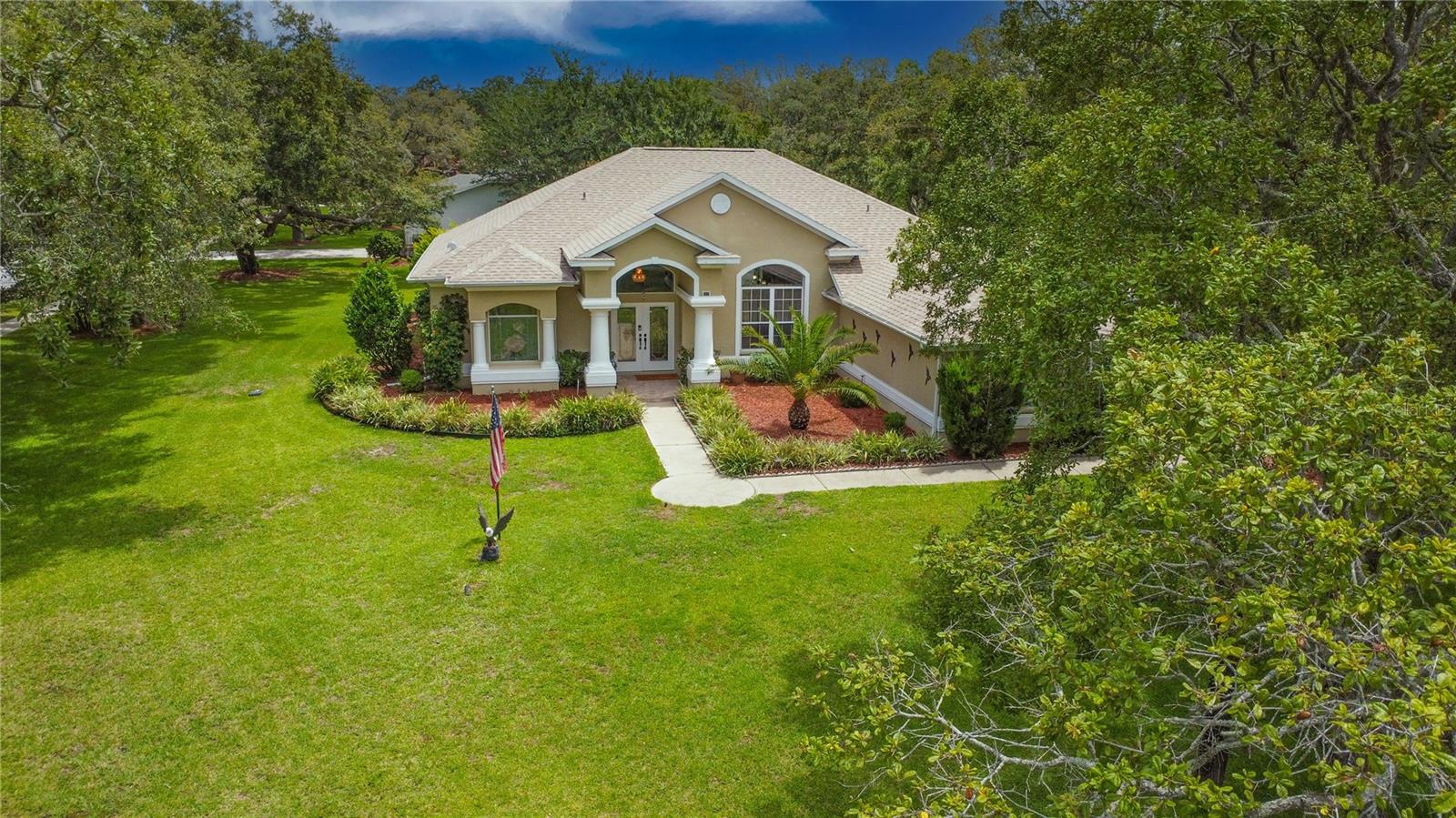 13807 Eagles Rock CT photo 1