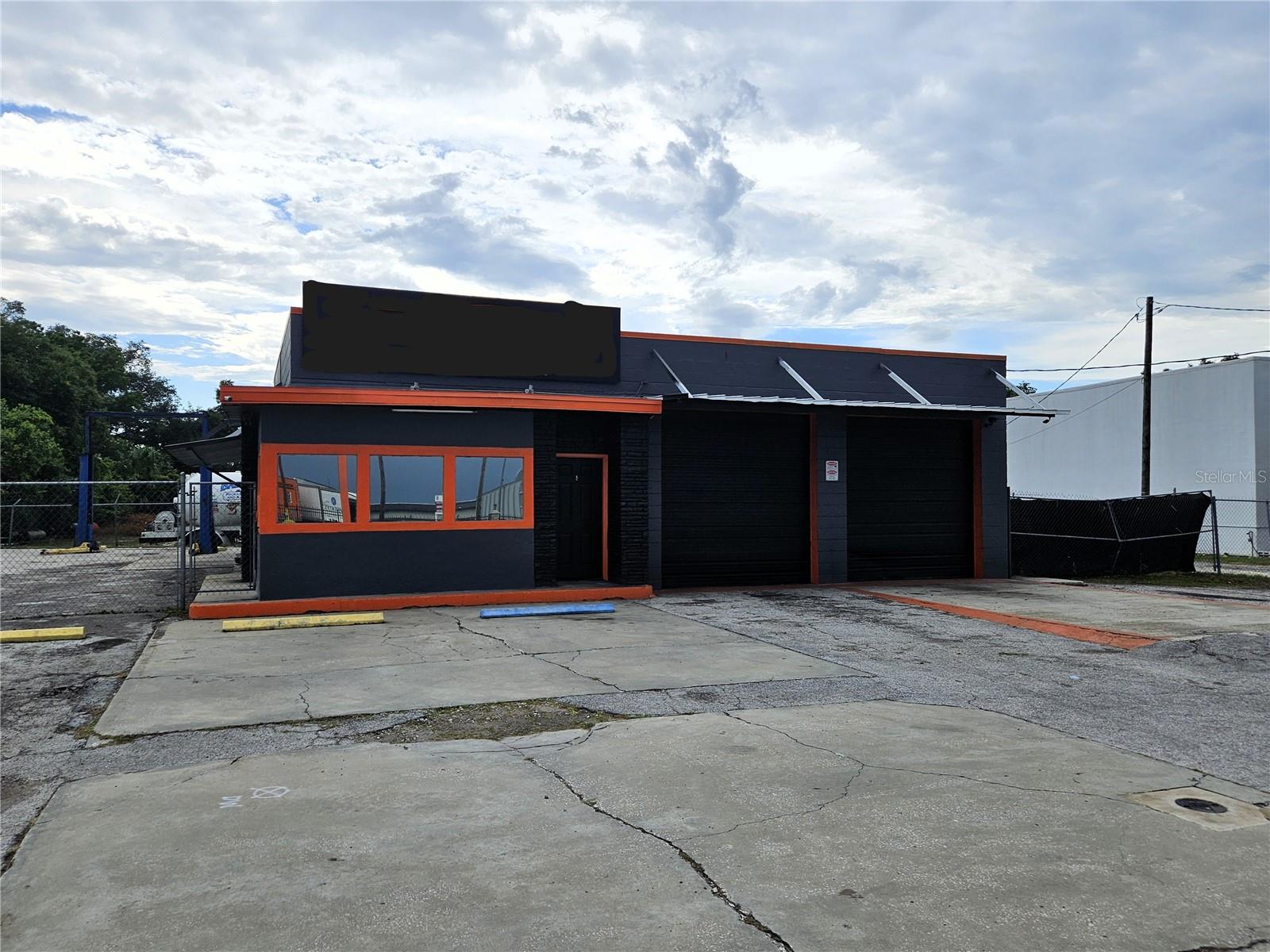 15217 Us Highway 301 photo 1