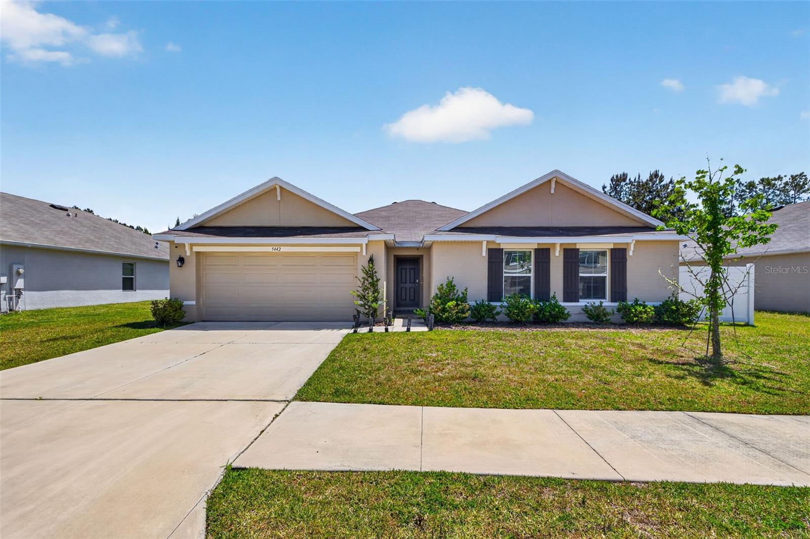 5442 Diantha Way photo 1