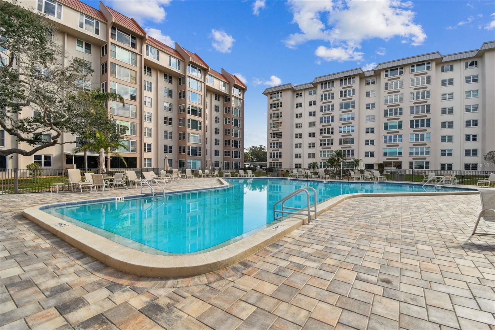 620 Edgewater Dr #204 photo 1