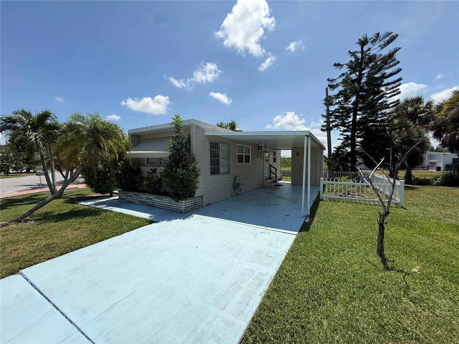 1508 Blind Brook Dr photo 1