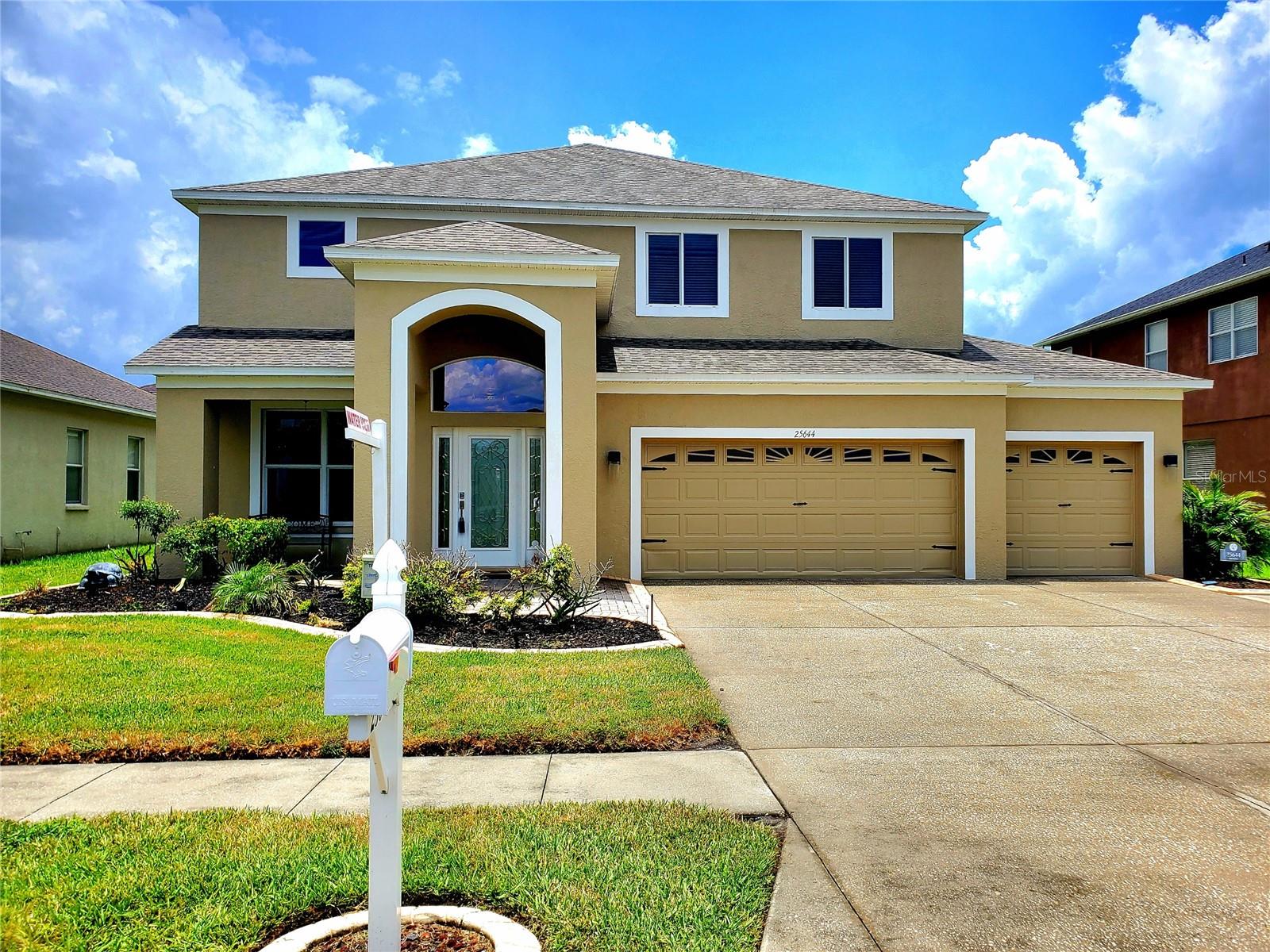 25644 Frith St photo 1