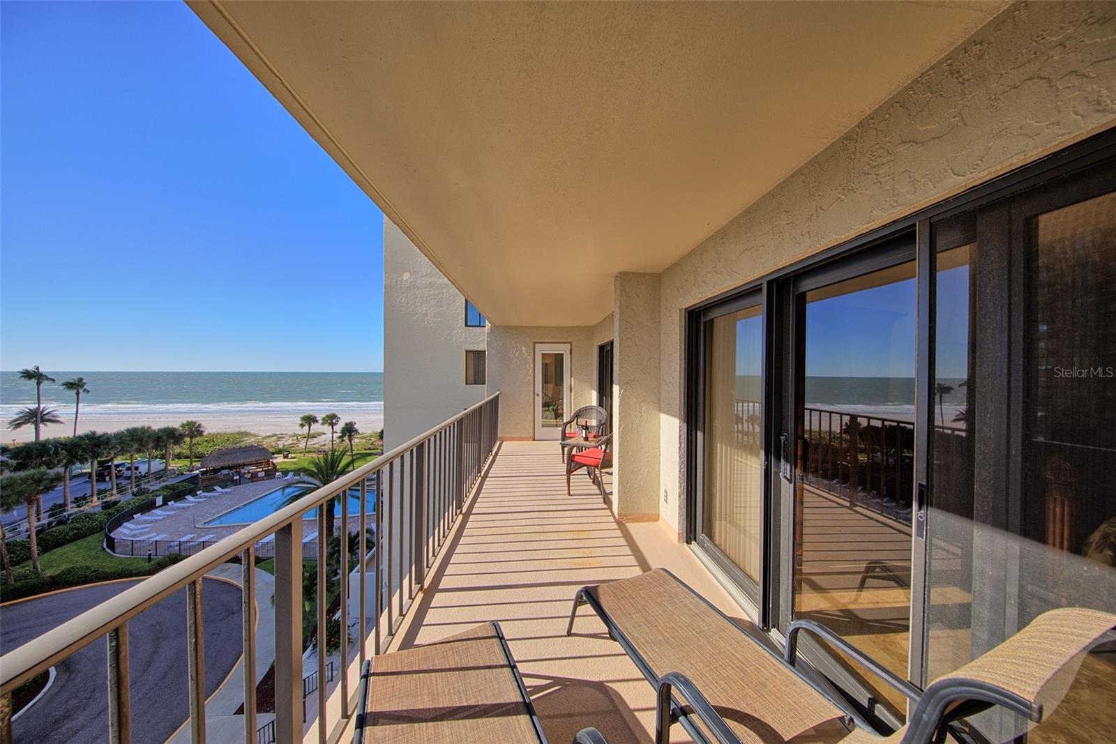 1480 Gulf Blvd #512 photo 1