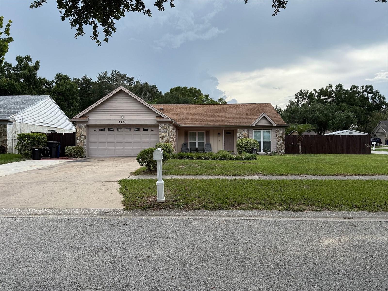 2601 Hampton Park Pl photo 1