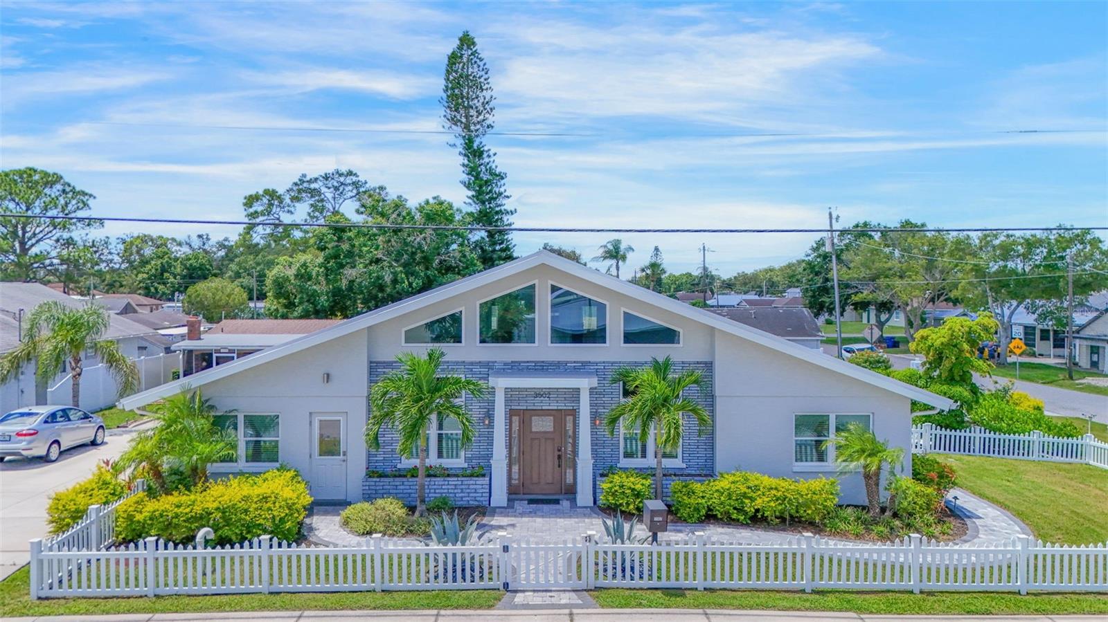 3502 Bahia Vista St photo 1