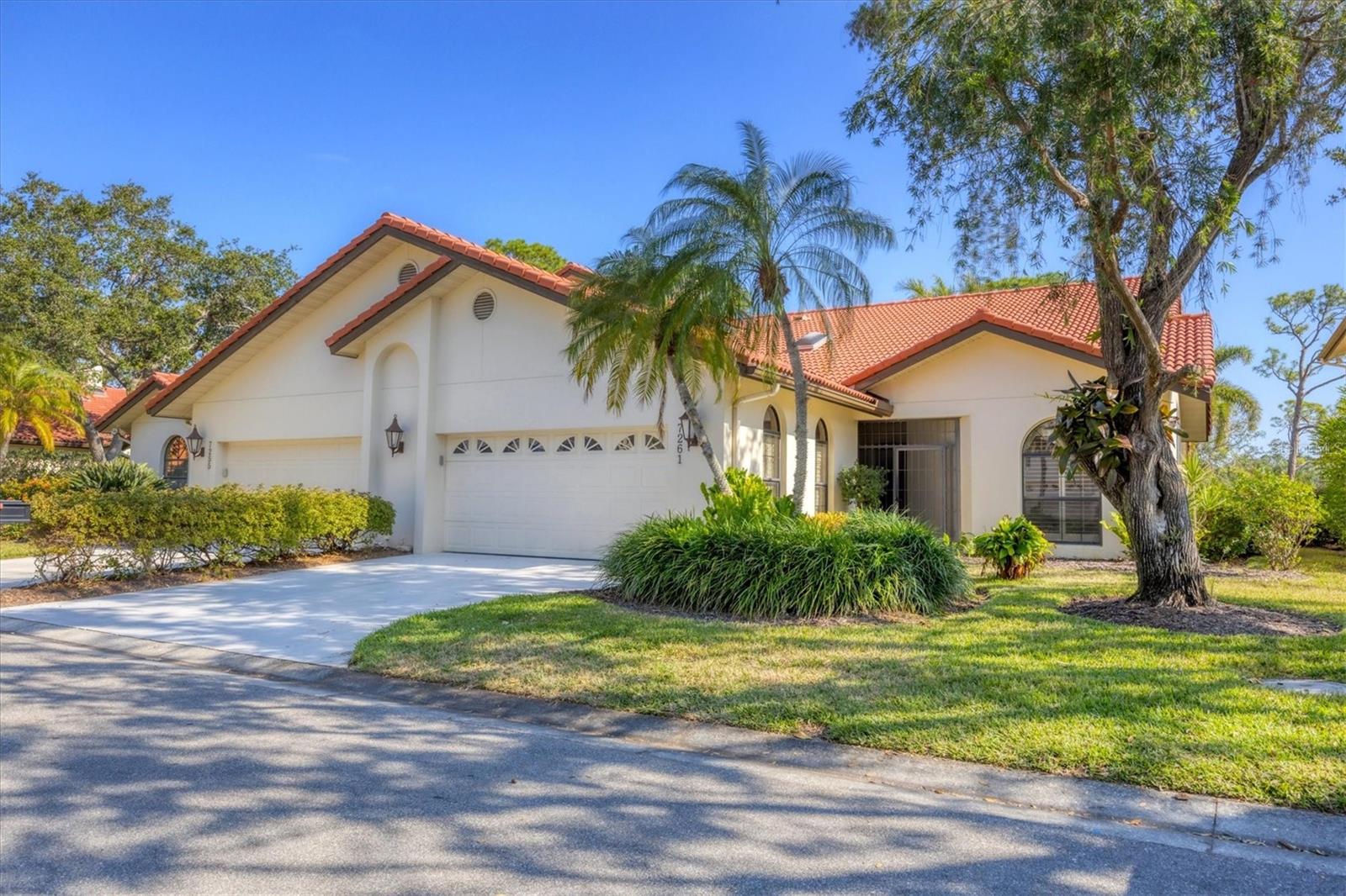 7261 Villa D Este Dr photo 1