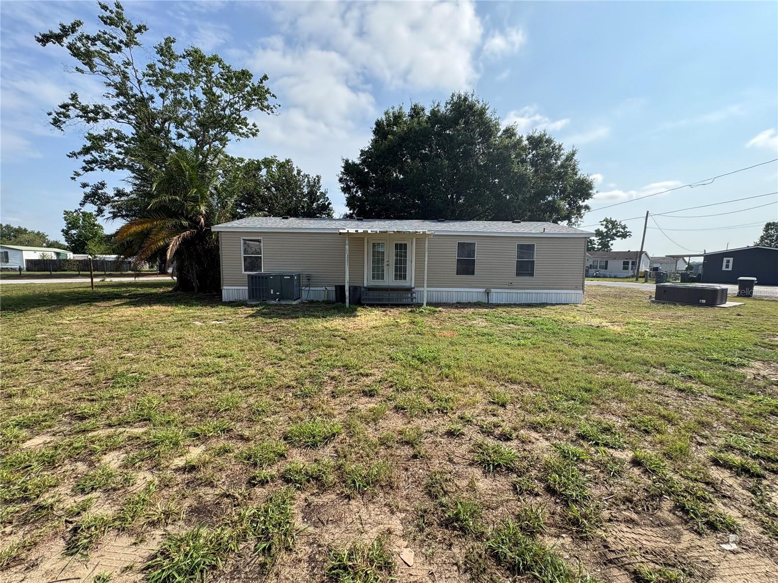 371 Highlands Way photo 1