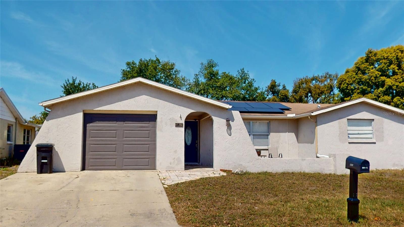 7415 San Moritz Dr photo 1