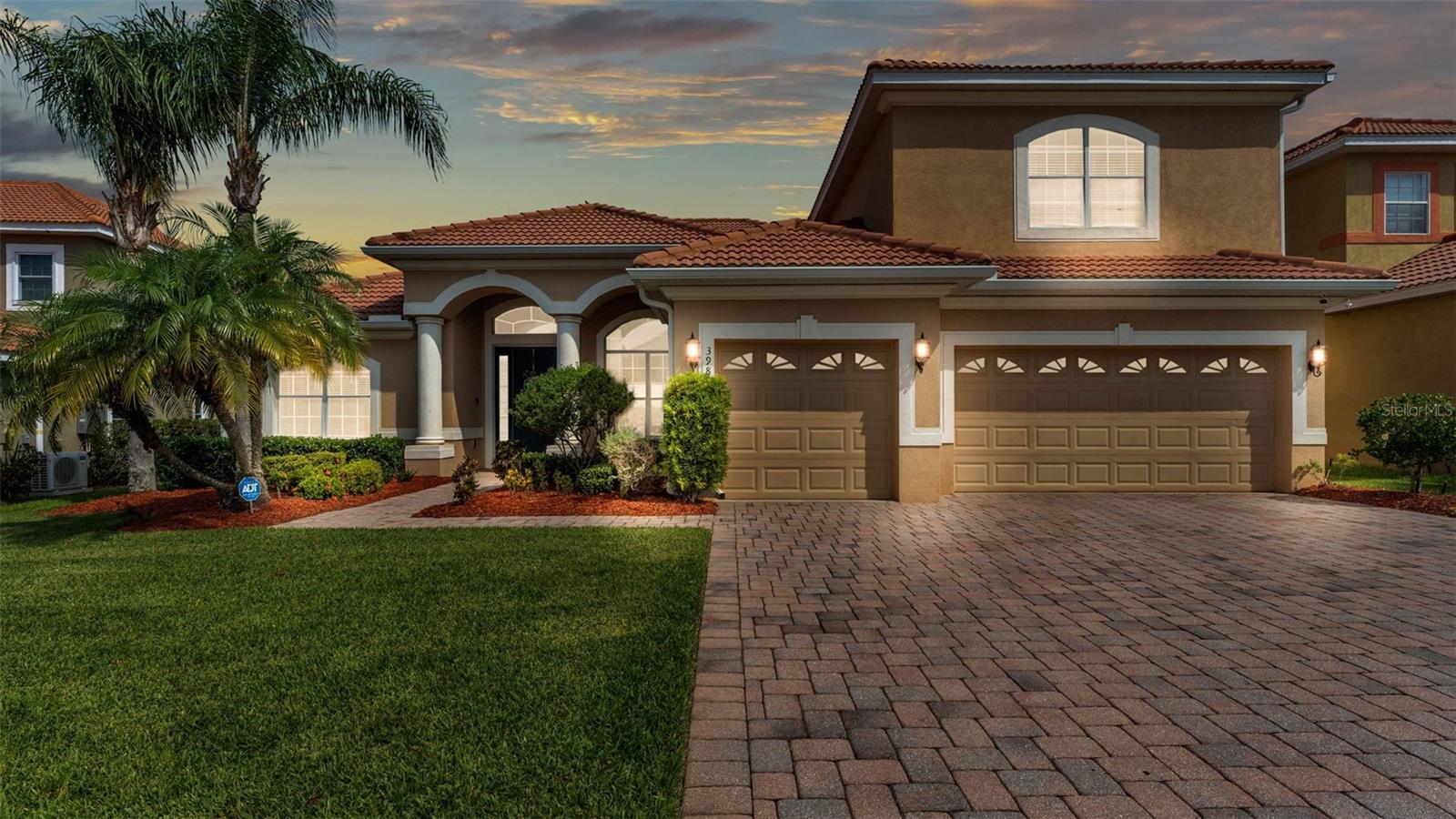 3980 Sunset Lake Dr photo 1
